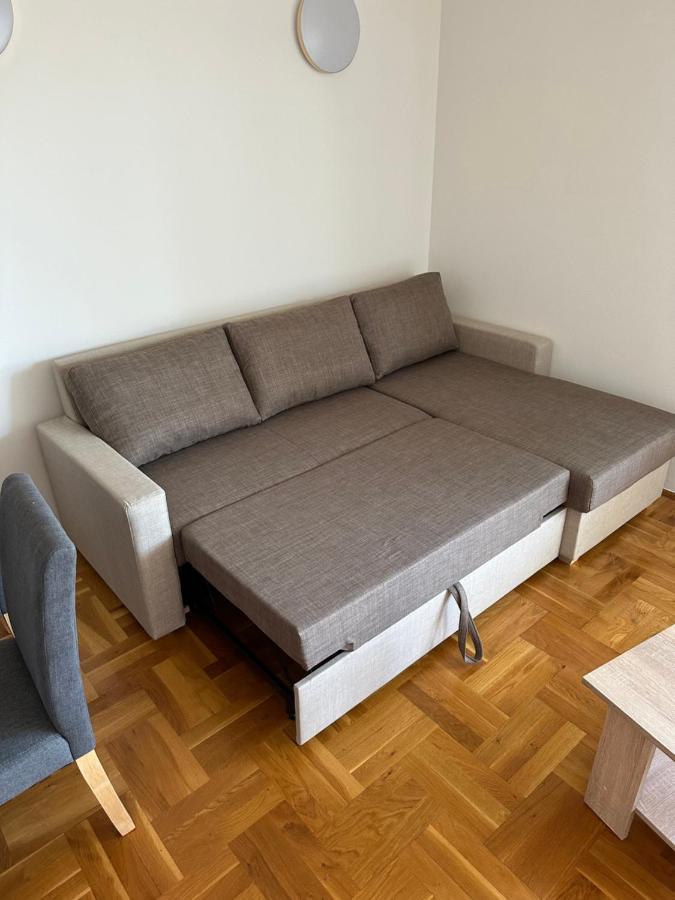 Apartamento Apartman Aurora Kaštel Novi Exterior foto