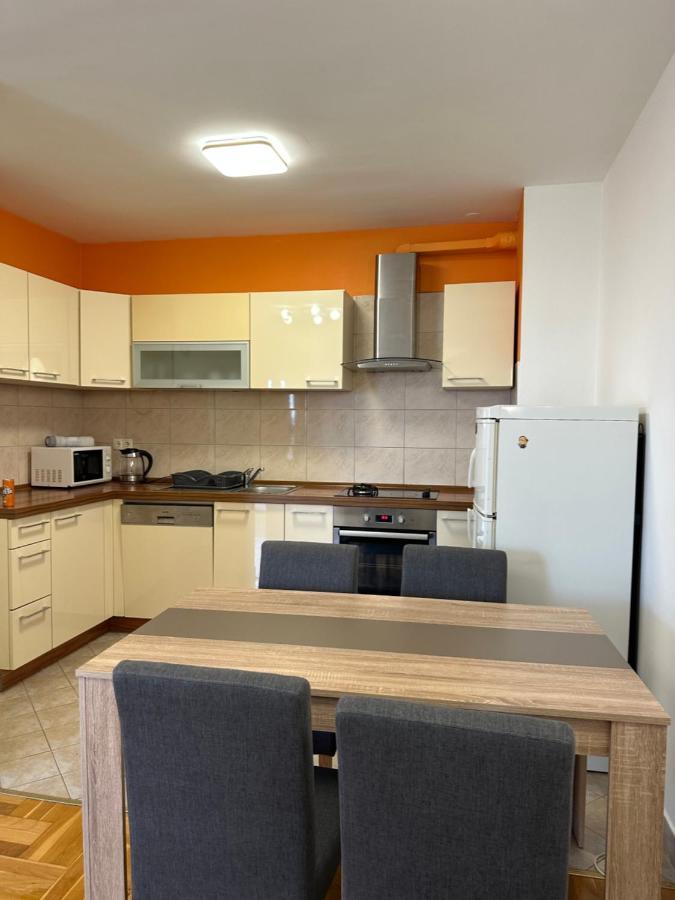 Apartamento Apartman Aurora Kaštel Novi Exterior foto