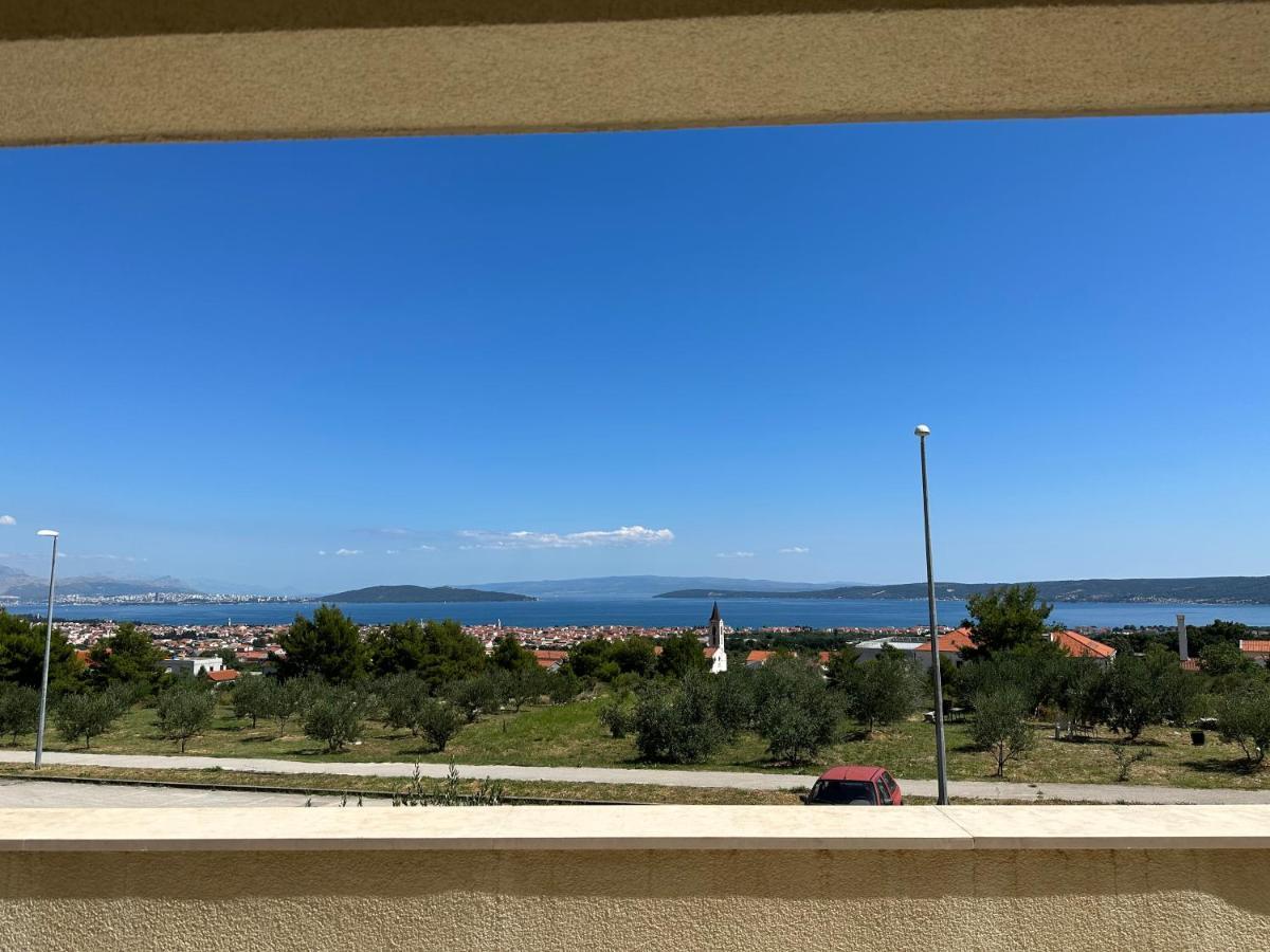 Apartamento Apartman Aurora Kaštel Novi Exterior foto